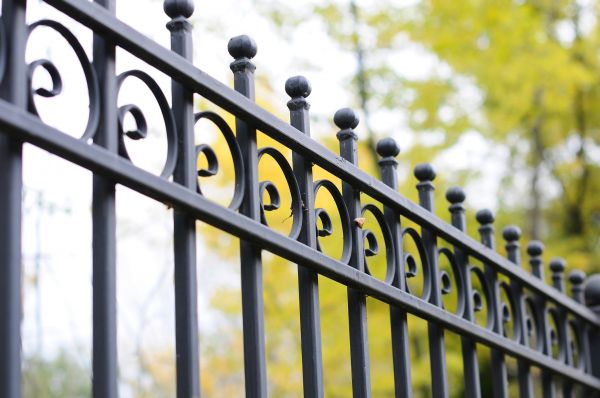 Cost of Wrought Iron Fence Cleaning in San Jose