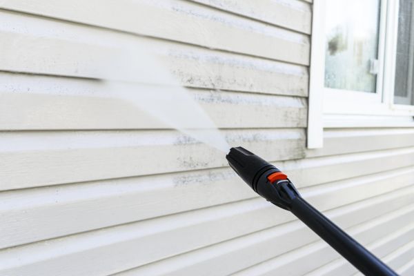 Siding Power Washing in San Jose
