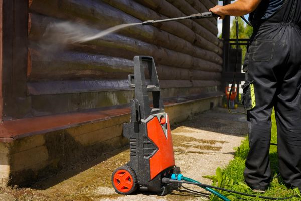 Cost of Wood House Exterior Cleaning in San Jose