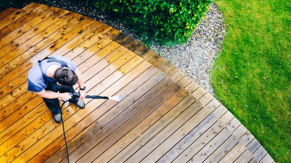Deck Pressure Cleaning in San Jose