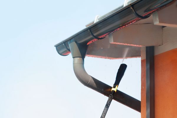 Cost of Eaves Power Washing in San Jose