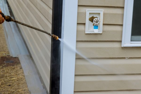Vinyl Siding Cleaning in San Jose